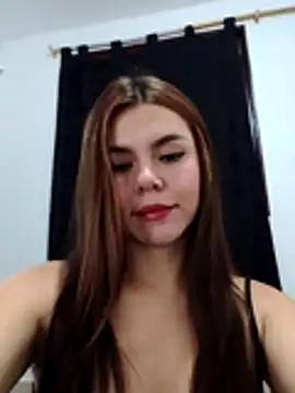 EmiNavarro online show from 07-02-26, 03:23