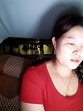 Jennie dogy online show from 04-29-26, 03:49