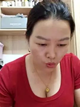 Jennie dogy online show from 07-16-26, 12:33