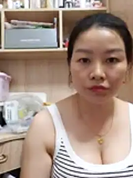 Jennie dogy online show from 07-17-26, 12:56