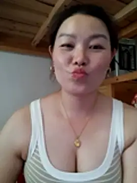 Jennie dogy online show from 07-23-26, 07:06