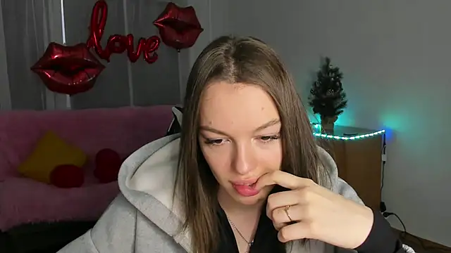 CandyGyrl online show from 02-18-26, 01:23