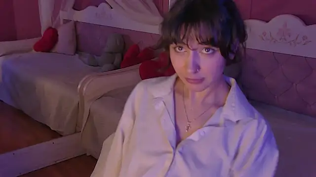 AngelaCox online show from 04-20-26, 06:16