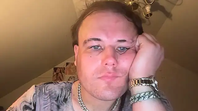 RaeganV online show from 03-06-26, 11:45