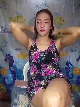 GeorginaLove09 online show from 04-18-26, 12:14