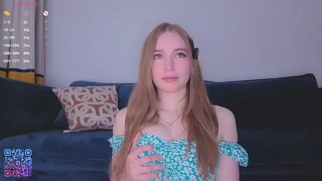 RowenaIanniello online show from 04-11-26, 02:38