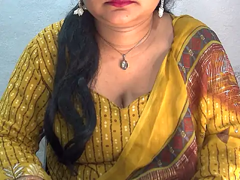 Saniya K2 online show from 06-18-26, 04:22