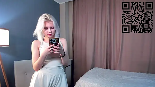 GoldenLenarz online show from 04-11-26, 11:03