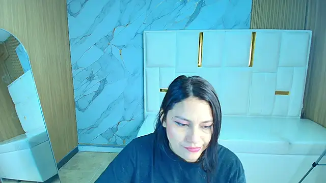 rox luxury tf online show from 04-20-26, 01:25