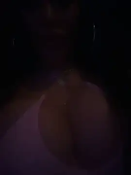 Snapshot of Lovermolls chatting on 02-14-26, 12:40 Lovermolls online show from 02-14-26, 12:40