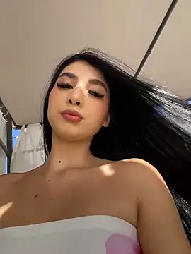 BadLilAngelXXX online show from 05-31-26, 01:07