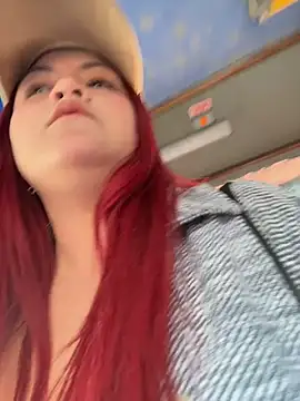 Lia-Moon77 online show from 03-28-26, 07:46