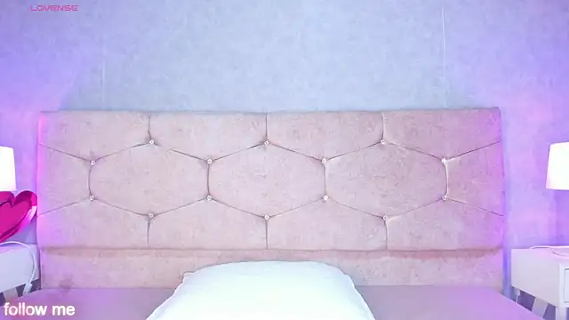 Chloe Miiler online show from 02-20-26, 12:38