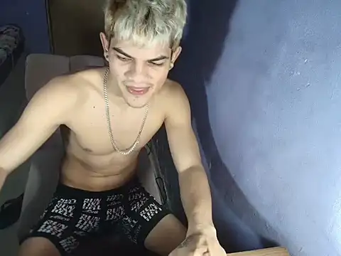 Jesshot bigcock20cm online show from 02-11-26, 10:09