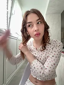 Snapshot of Perry_Tiffany chatting on 05-19-26, 11:27 Perry Tiffany online show from 05-19-26, 11:27