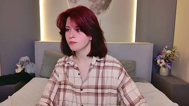 Snapshot of Milana_Bold chatting on 06-29-26, 08:31 Milana Bold online show from 06-29-26, 08:31