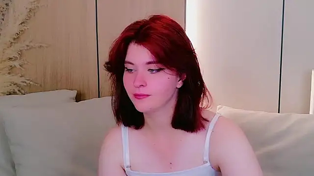 Snapshot of Milana_Bold chatting on 07-14-26, 02:05 Milana Bold online show from 07-14-26, 02:05