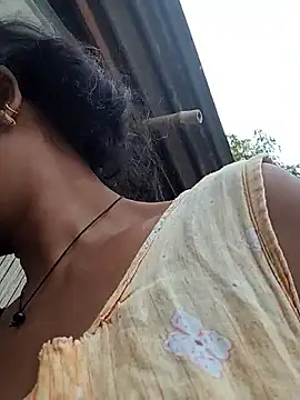 Sweet-runi online show from 04-21-26, 02:04