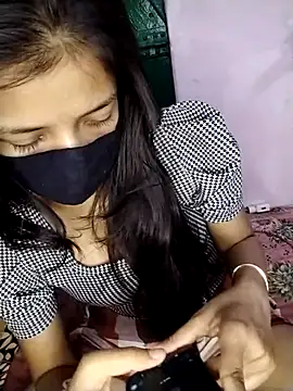 Naina-hott online show from 03-19-26, 04:55