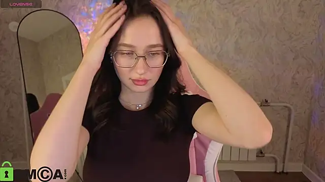  Kiki angel  online show from 02-15-26, 07:51