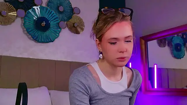 Beckie White online show from 03-01-26, 08:55