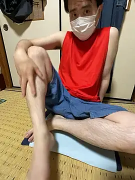 shizuku-kun211 online show from 05-12-26, 07:05