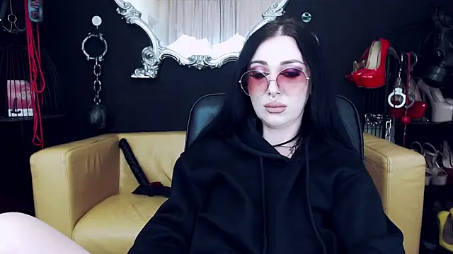 Snapshot of GoddessGeo chatting on 03-08-25, 04:50 GoddessGeo online show from 03-08-25, 04:50