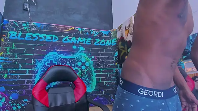 Jeanpieroo26 online show from 02-11-26, 07:19