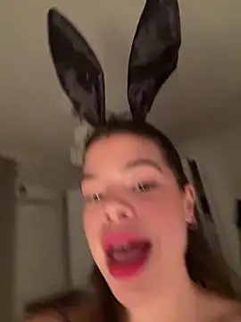 Brigitte01 online show from 04-06-26, 09:49