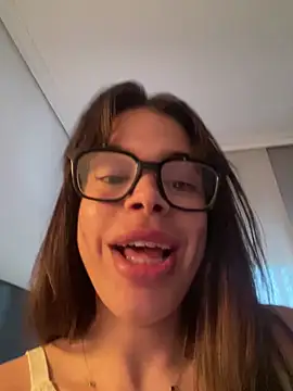 Brigitte01 online show from 05-21-26, 06:59