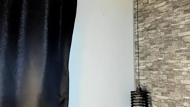 ASHLEY COLLINS1 online show from 05-15-26, 11:39