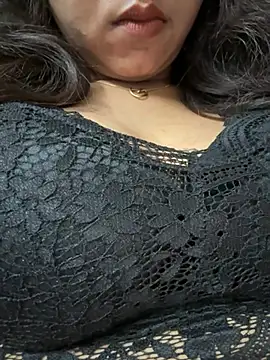 raavigirl online show from 07-20-26, 12:18