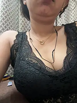 raavigirl online show from 07-26-26, 05:31