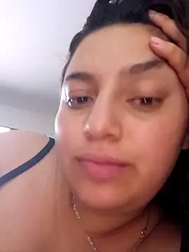 MajoArias online show from 04-02-26, 06:33