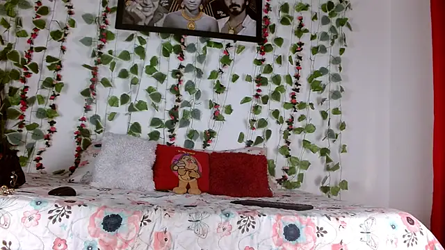 karolsweetvagi online show from 06-21-26, 11:46