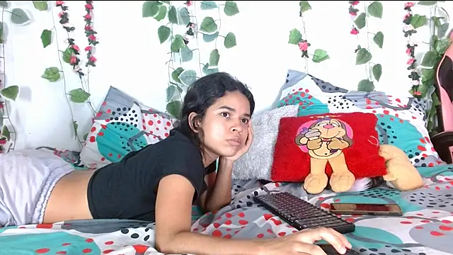 karolsweetvagi online show from 07-25-26, 07:44