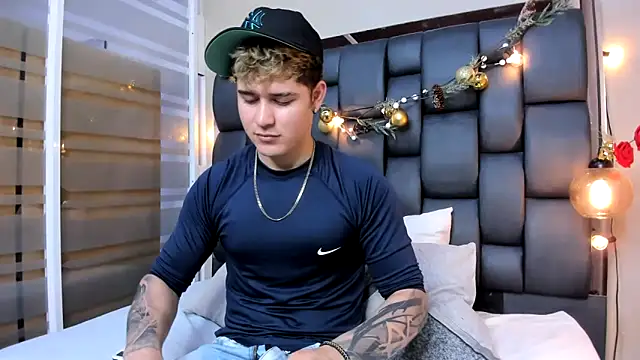 rayan linxx online show from 03-31-26, 07:58