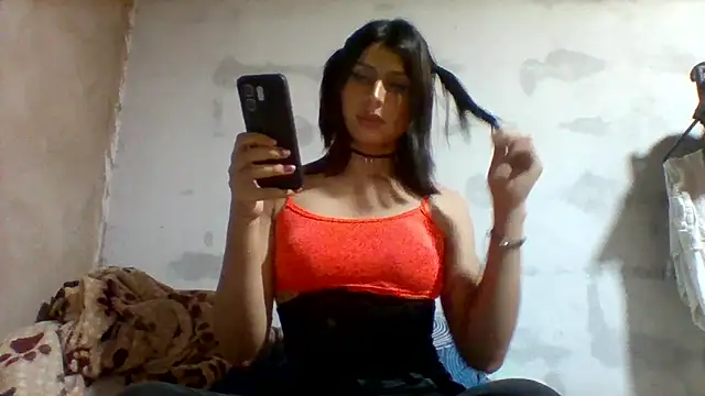 Snapshot of lucyscay_ chatting on 05-16-26, 04:20 lucyscay online show from 05-16-26, 04:20