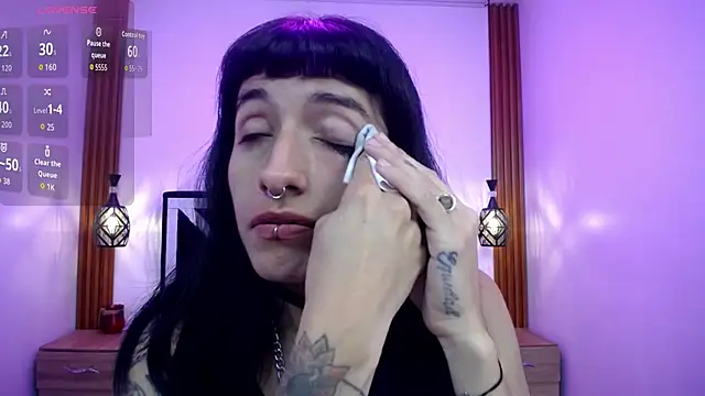 FRANCESCA LOVE  online show from 03-08-26, 01:59