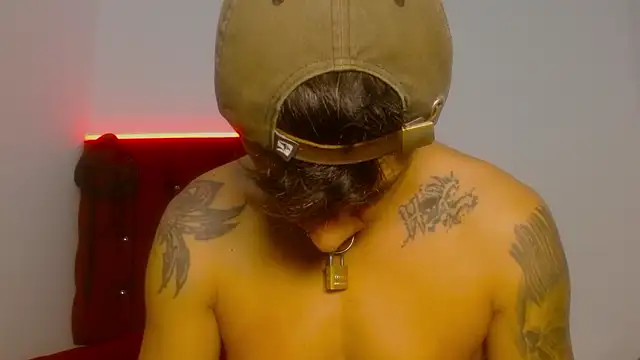 Snapshot of SkinnyDevil12 chatting on 03-02-26, 04:14 SkinnyDevil12 online show from 03-02-26, 04:14