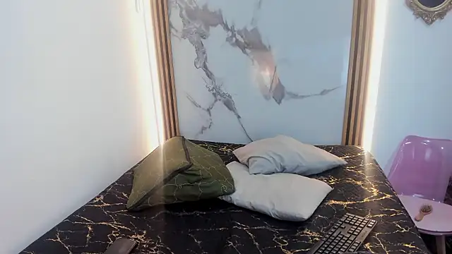 Nahomii  Doll online show from 03-13-26, 08:04