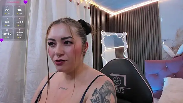 LUNAKITTY TAY online show from 07-30-26, 11:31