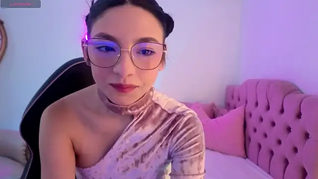 MAHYRA TAY online show from 07-10-26, 07:27