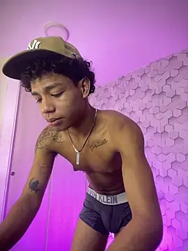 777 dmz  online show from 02-21-26, 05:47