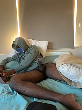 Reez77 online show from 03-30-26, 08:15