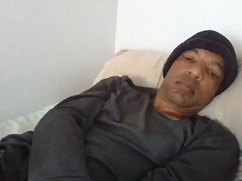 lavelle26 online show from 02-15-26, 07:51