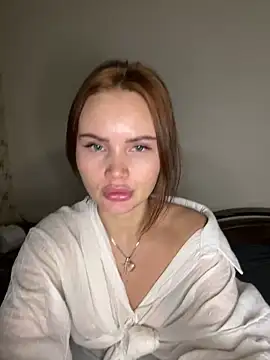 Emma Songae online show from 03-07-26, 07:00