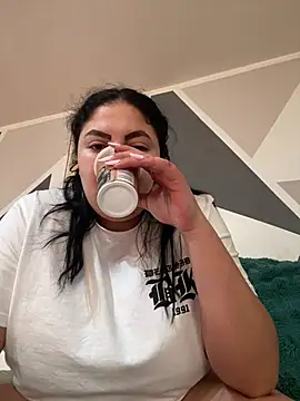 Amber Sinn online show from 07-15-26, 04:18