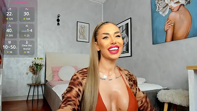 Snapshot of ElinaMoon_ chatting on 05-28-26, 06:43 ElinaMoon online show from 05-28-26, 06:43