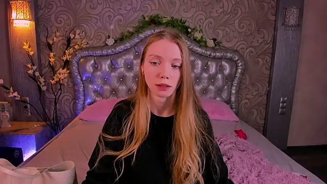 lada2k4 online show from 06-12-26, 06:01